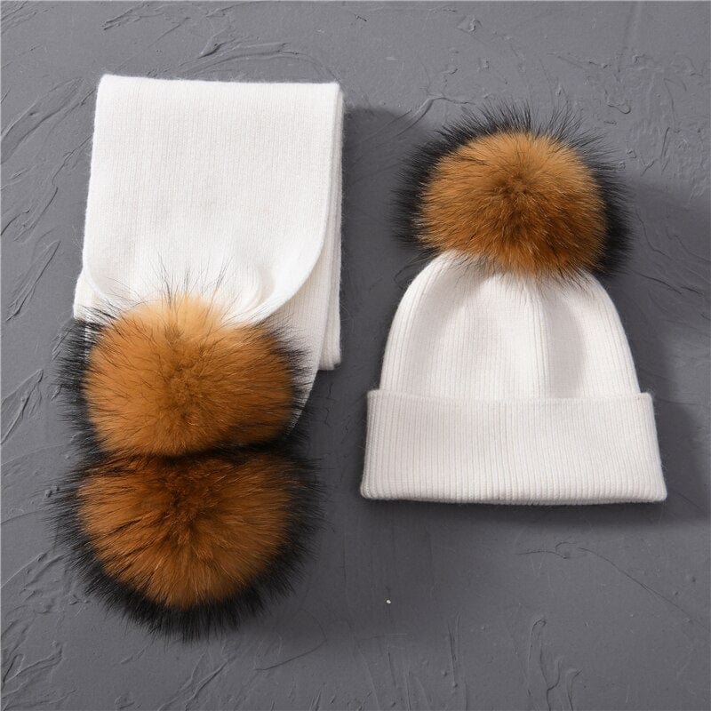 Cadeau showroom 1 Ensemble bonnet épais et écharpe a pompons