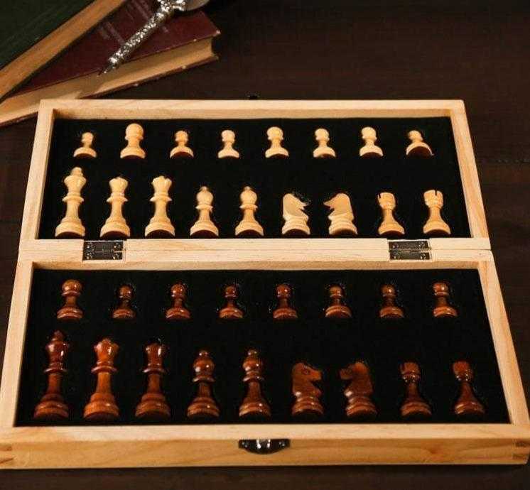 showroomcadeau Jeu d'échecs Jeu d'échecs pliant magnétique en bois